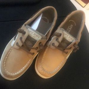 Never worn Boys Sperry’s
